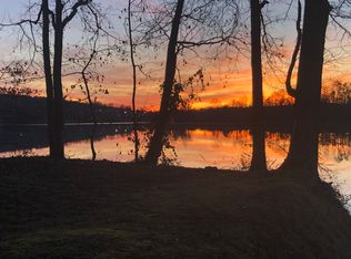 2177 Sugar Grove Valley Rd, Harriman, TN 37748