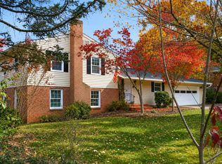 4628 Guinea Rd, Fairfax, VA 22032