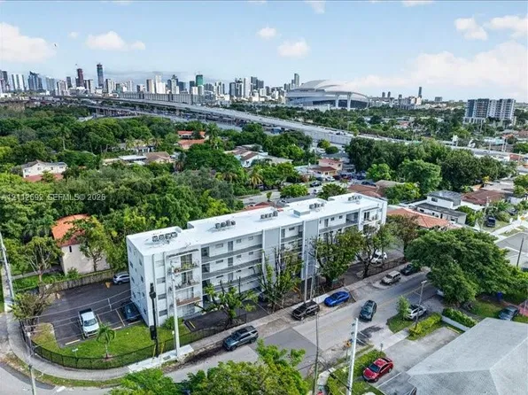 1111 NW 19th Ave APT 205, Miami, FL 33125
