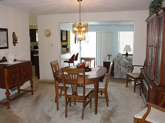4th image of 22210 Elmira Blvd