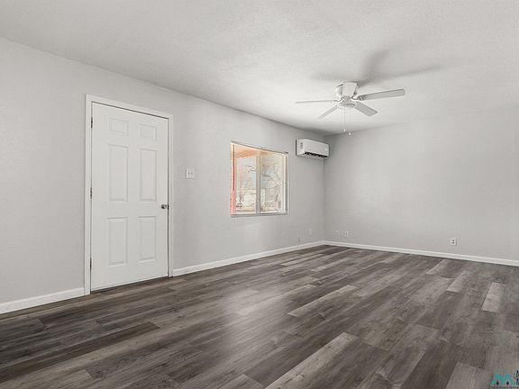 5th image of 1309 N Reid St