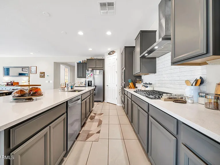 17605 W Medlock Dr — Photo 31
