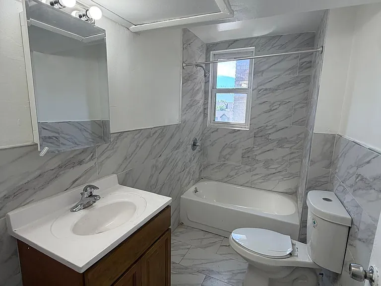 313 Mount Prospect Ave #5N — Photo 4