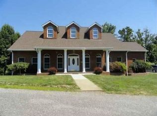 301 Savanah Dr, Huntington, WV 25701