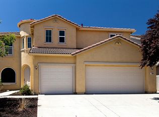 8020 Goldenleaf Way, Sacramento, CA 95829