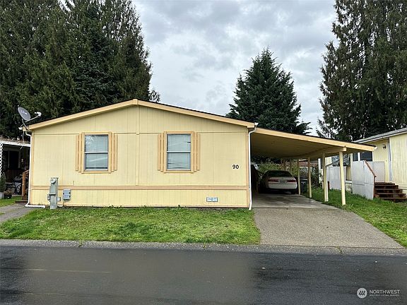 2nd image of 607 37th Street SE #90