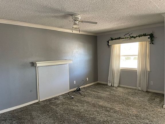 4th image of 3117 Fulton St