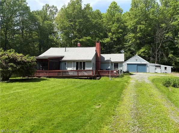 5069 Fisher Corinth Rd, Farmdale, OH 44417