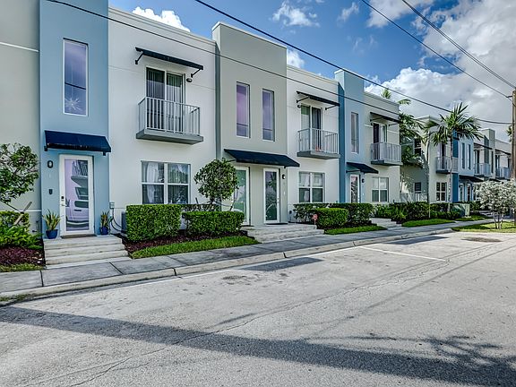 2nd image of 420 NE 35th Court #2