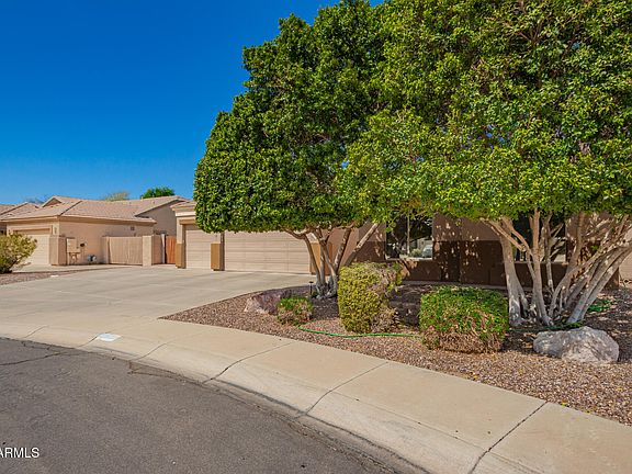 5th image of 3562 E HARVARD Court
