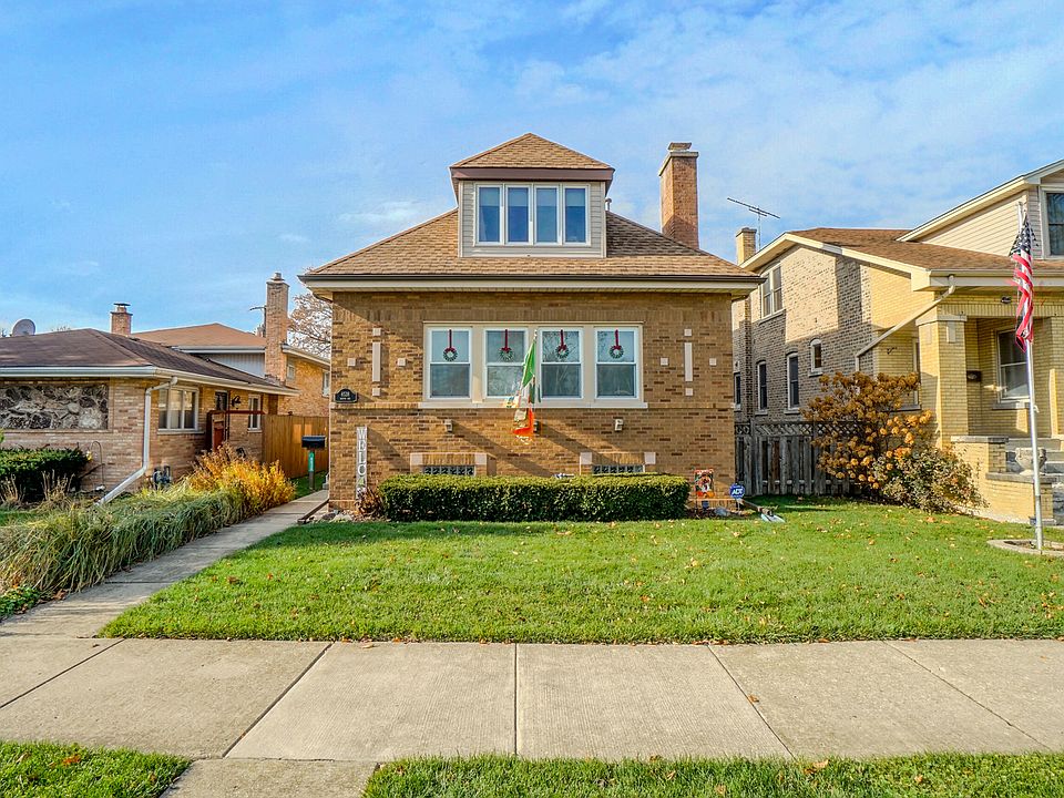 2nd image of 8538 Mason Ave