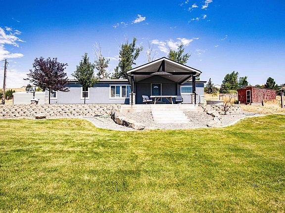 3rd image of 23904 Southview Ln