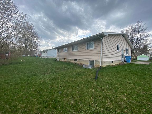 3rd image of 4009 Burchfield Dr