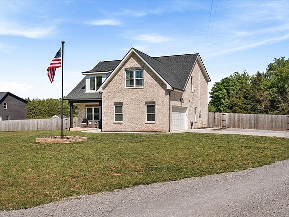 2nd image of 3017 Gwynn Rd