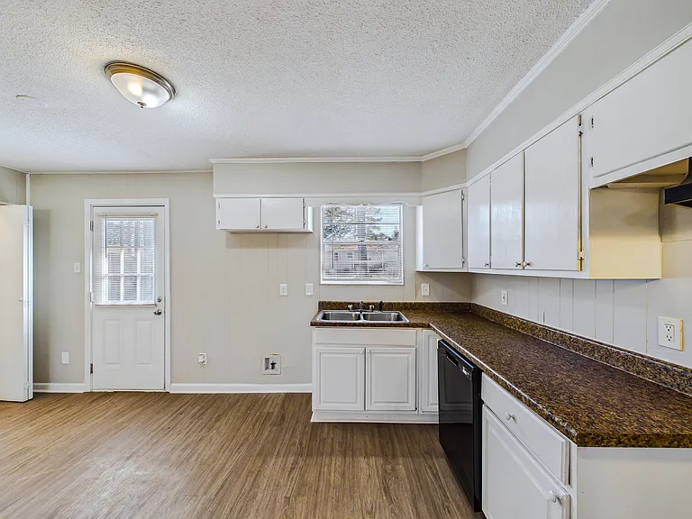 6921 knollwood Rd-10_03172026