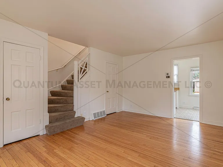 5034 N Bay Ridge Ave — Photo 7