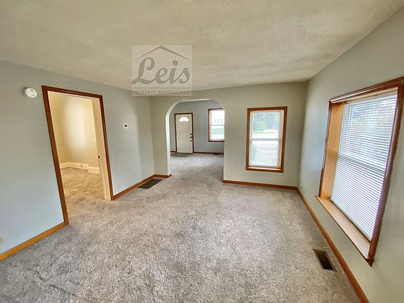 2nd image of 224 Sweitzer St