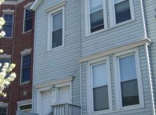 1141 W Addison St, Chicago, IL 60613