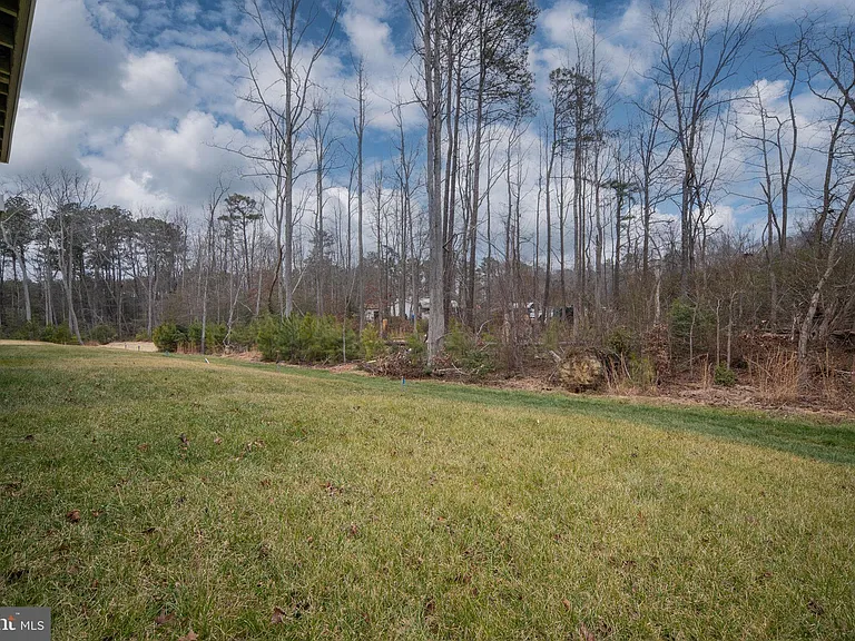 7263 Congressional Cir — Photo 46