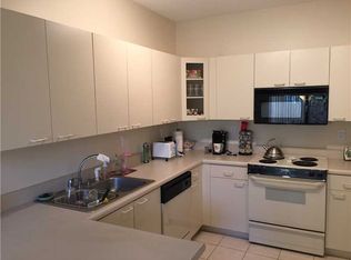 1061 River Birch St, Hollywood, FL 33019