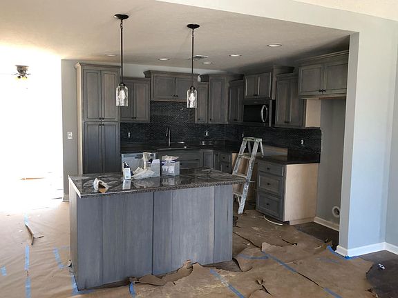 3rd image of 162 Rebecca Ln W Lot 22