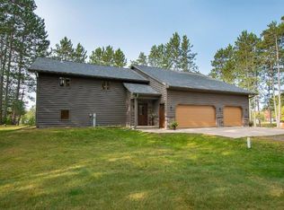 1981 Woodsmoke Dr, Tomahawk, WI 54487