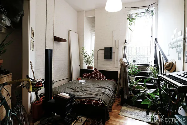 Rented by City Connections Realty | media 14