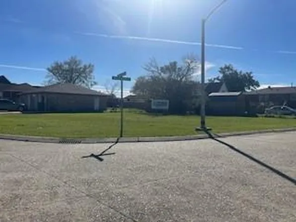 2012 Armstrong Dr, Marrero, LA 70072