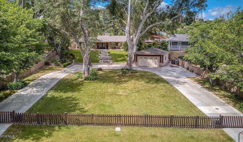 24453 Wayman St, Santa Clarita, CA 91321 | Zillow