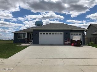22 Riverview Ln SE, East Grand Forks, MN 56721