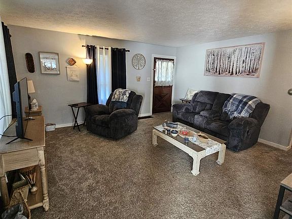 2nd image of 503 W 8th St