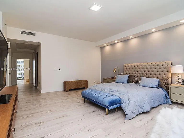 3500 Island Blvd #DPH01 — Photo 25
