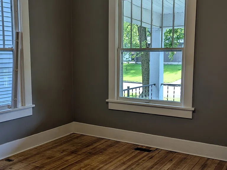 1020 S Moniteau Ave — Photo 7