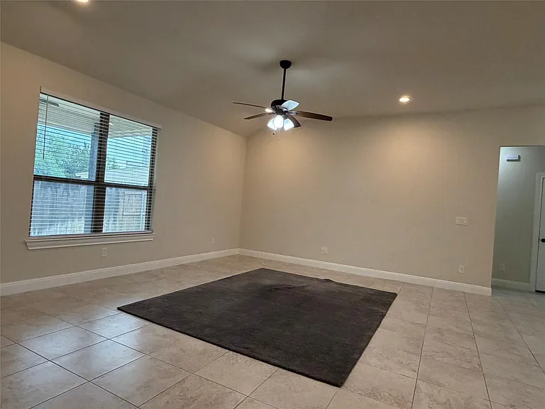 206 Fairway Cir — Photo 8