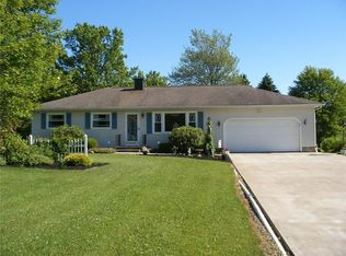 5015 Knoyle Rd, Erie, PA 16510