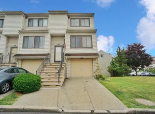 180 Dinsmore St APT A, Staten Island, NY 10314