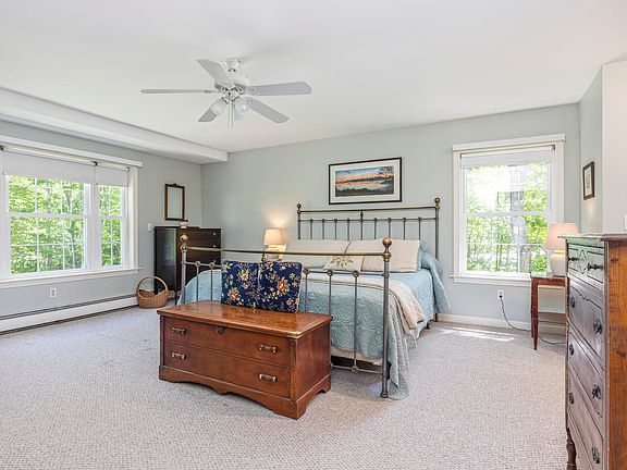 5th image of 30 May Meadow Drive