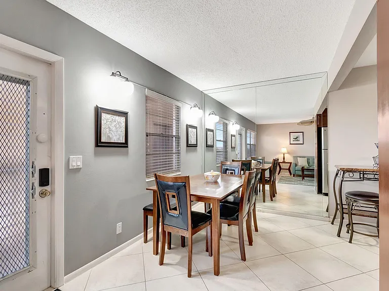 4049 Wolverton Dr #C — Photo 14