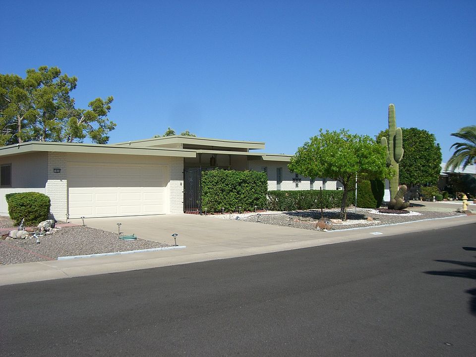 1st image of 9516 W Glen Oaks Cir