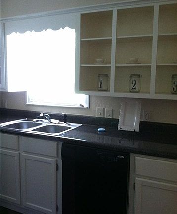 3rd image of 9470 Gardner St