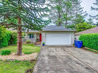 3104 NW Port Dr, Lincoln City, OR 97367