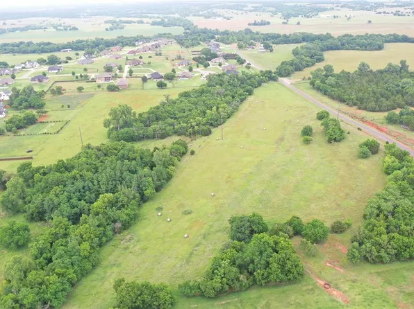N Rockwell Ave, Blanchard, OK 73010
