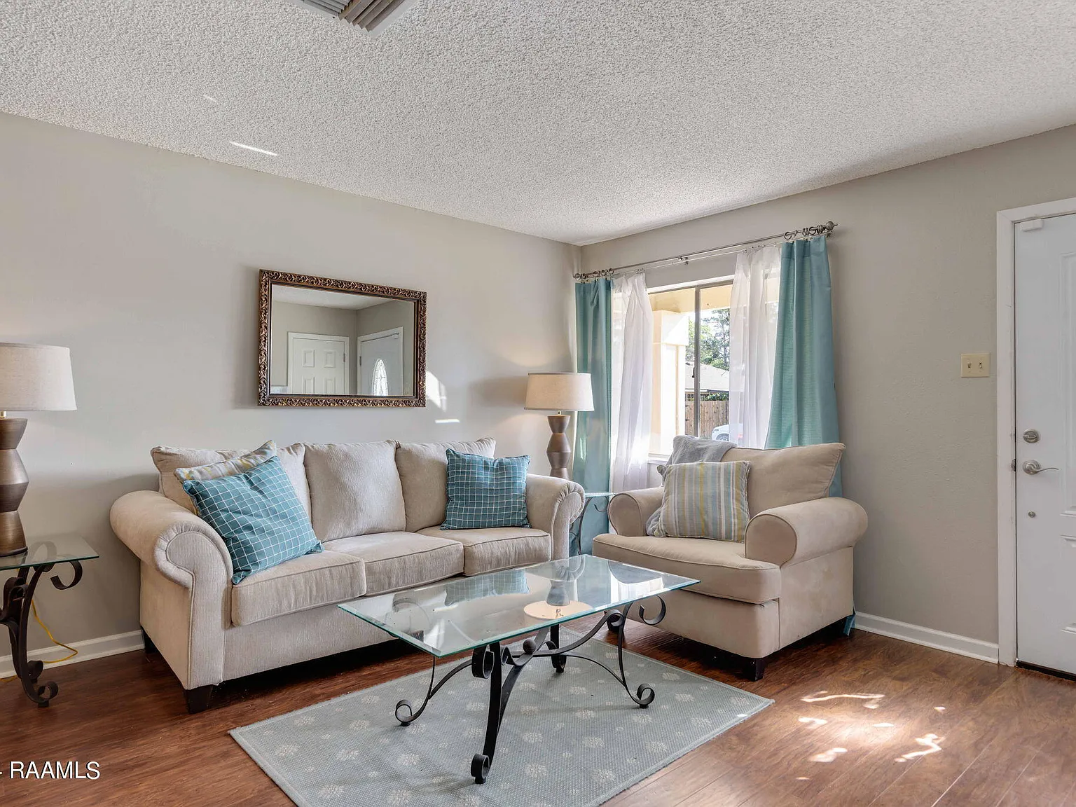 3 bed, 1703 sqft, $1,800 — Photo 4