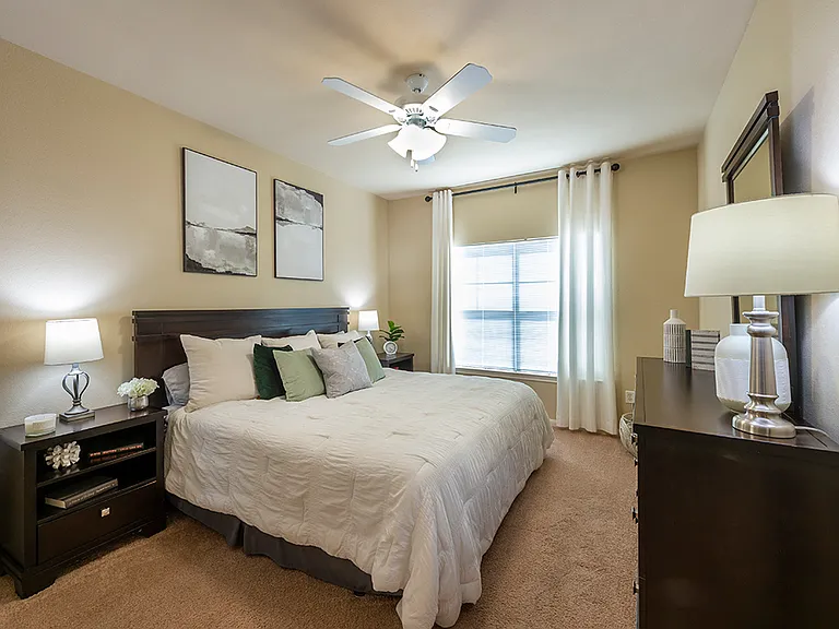 Vista Ridge Apartment Homes — Photo 37