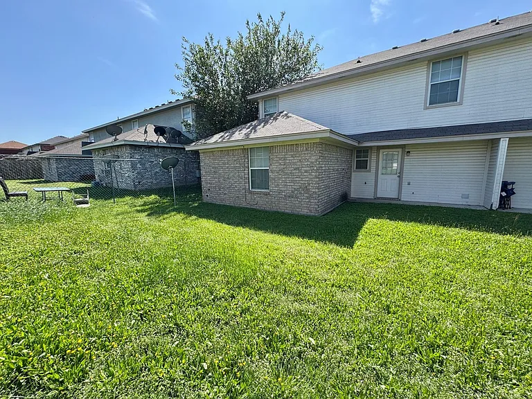 4402 Jeff Scott — Photo 17