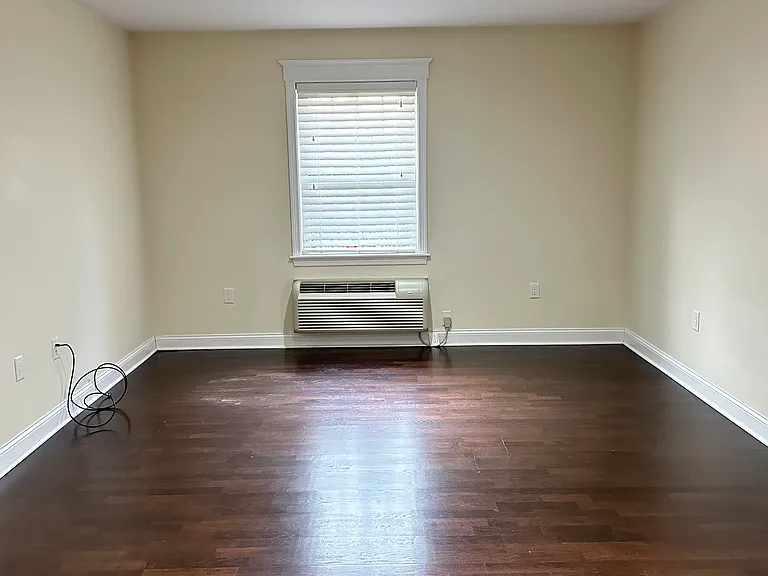 39 Fayette St #102 — Photo 22