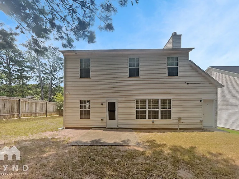 8256 Wynfield Dr — Photo 17