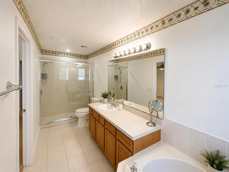 320 Paradise Woods Pl — Photo 6