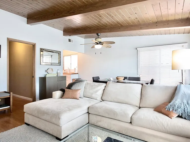 6606 Vista Del Mar Ave — Photo 4