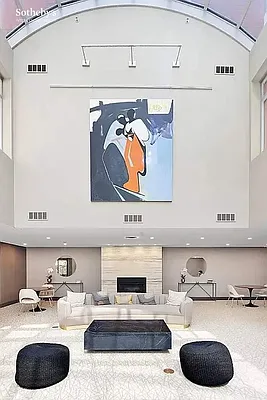 Rented by Sotheby's International Realty | media 8